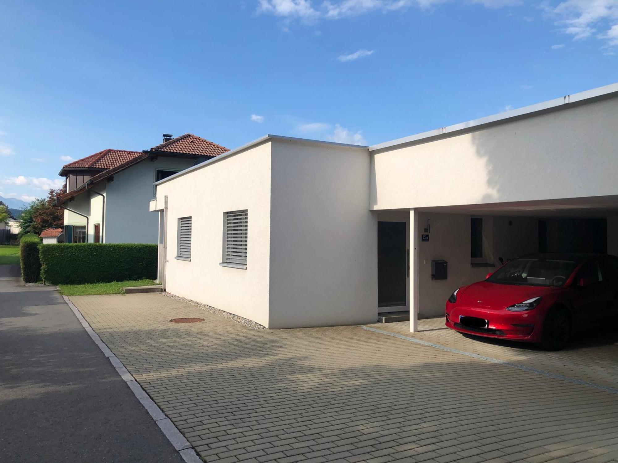 Crown Living Design Apartment - Gratis Parkplatz - Wlan - Kueche - Self Check-In Altach المظهر الخارجي الصورة